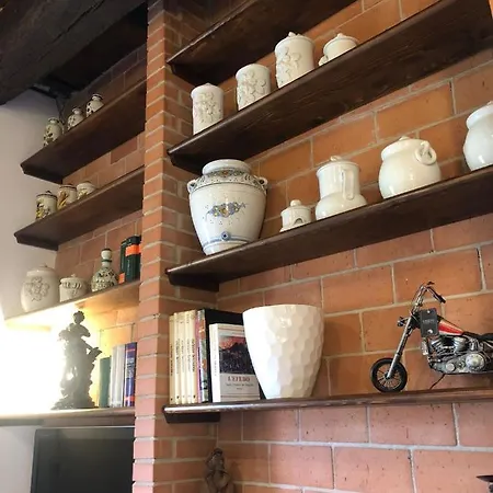 La Casina Di Tonia شقة